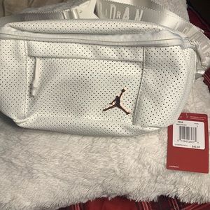 NWT Jordan Cross body bag